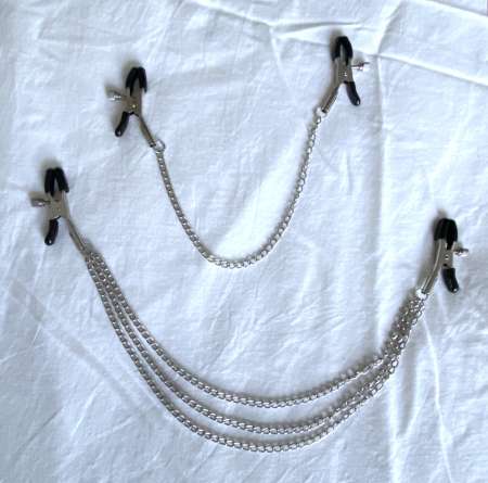 Photo ads/2589000/2589272/a2589272.jpg : Pinces tétons avec chaînette - 2 modèles