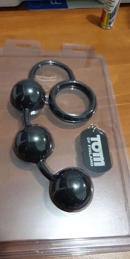 Photo ads/2592000/2592955/a2592955.jpg : Anneau cockring avec boules anal lestées