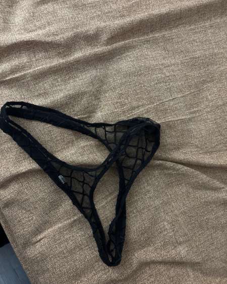 Photo ads/2600000/2600001/a2600001.jpg : GAY PASSIF CH BON REBEU OU RENOI À VIDER