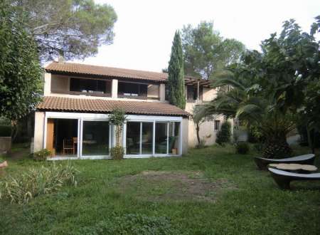 Photo ads/2600000/2600423/a2600423.jpg : Belle maison sur 2 niveaux