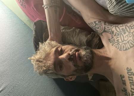 Photo ads/2614000/2614634/a2614634.jpg : Recherche femme aventureuse pour dogging