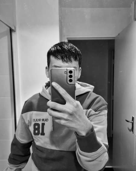 Photo ads/2617000/2617517/a2617517.jpg : Jh 25 ans cherche femme o jf Belfort