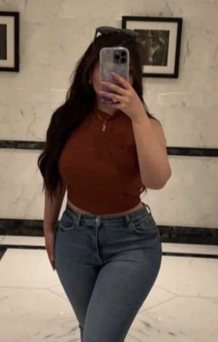 Photo ads/2618000/2618223/a2618223.jpg : Belle femme masseuse de taille 40dessiné