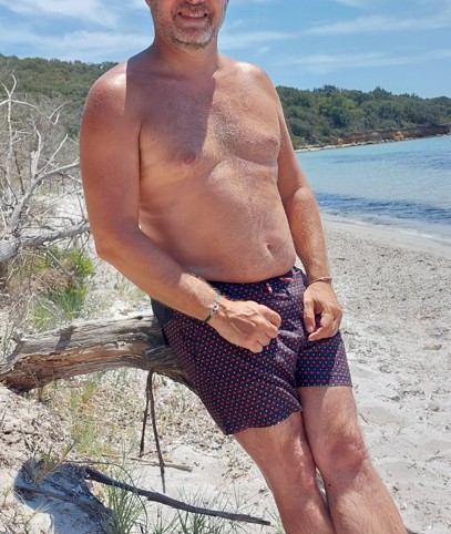 Photo ads/2618000/2618391/a2618391.jpg : Recherche complices pour éclairer mes soirées