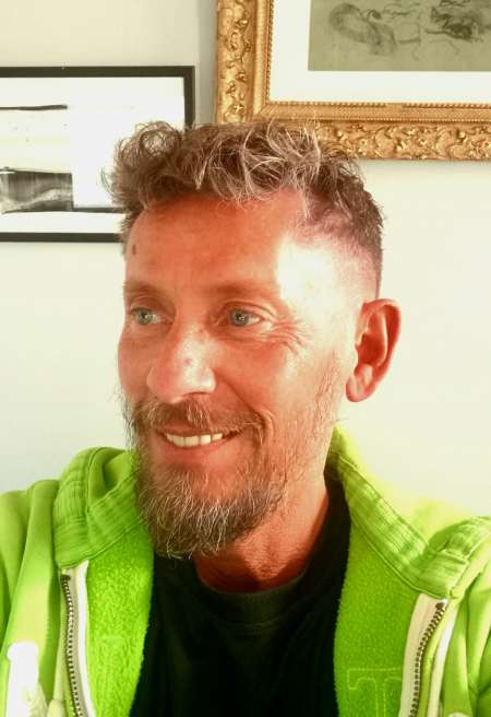 Photo ads/2623000/2623830/a2623830.jpg : Cherche modèle masculin