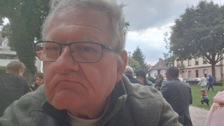 Photo ads/2625000/2625986/a2625986.jpg : Retraité Recherche Relation Féminine