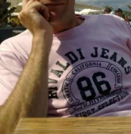 Photo ads/2628000/2628034/a2628034.jpg : Aux plaisirs de la gente féminine