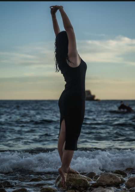 Photo ads/2629000/2629616/a2629616.jpg : Déesse brune pour seance