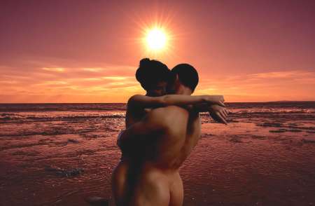 Photo ads/2631000/2631808/a2631808.jpg : NUS AU SOLEIL DE LA LOIRE