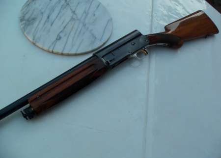 Photo ads/2633000/2633516/a2633516.jpg : fusil. Browning.....