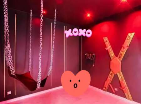 Photo ads/2634000/2634148/a2634148.jpg : MAITRE domina BDSM pour FEMME couple SANS TABOU