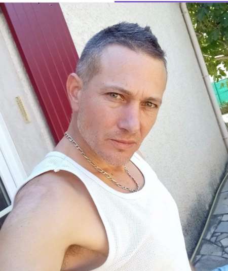 Photo ads/2635000/2635606/a2635606.jpg : Homme charnel, sensuel