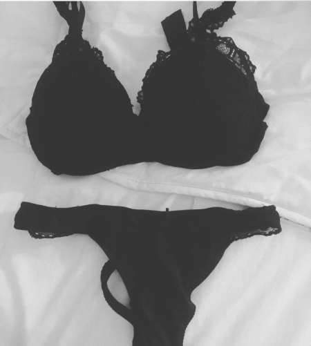 Photo ads/2637000/2637420/a2637420.jpg : Vente de sous-vêtements portés à votre convenance