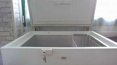 Photo ads/2639000/2639832/a2639832.jpg : je vend congelateur je suis de rouen canteleu