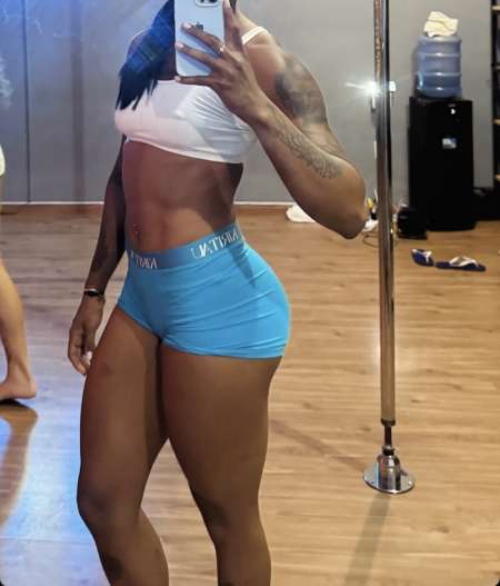 Photo ads/2640000/2640472/a2640472.jpg : Esthefannya Brésilienne