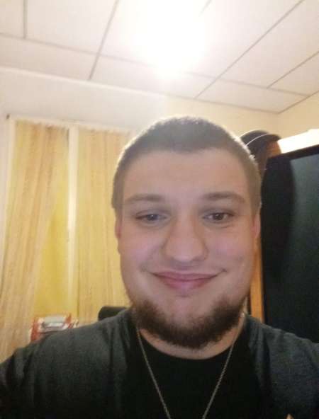 Photo ads/2640000/2640477/a2640477.jpg : Je recherche une femme pour expérimenter le sexe