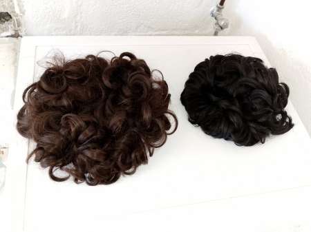 Photo ads/2642000/2642875/a2642875.jpg : 2 Perruques femme .