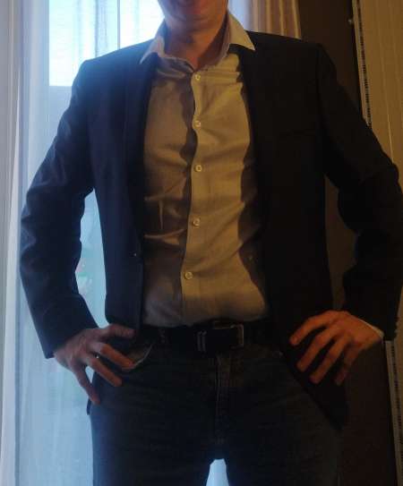 Photo ads/2646000/2646045/a2646045.jpg : Recherche une soumise débutante