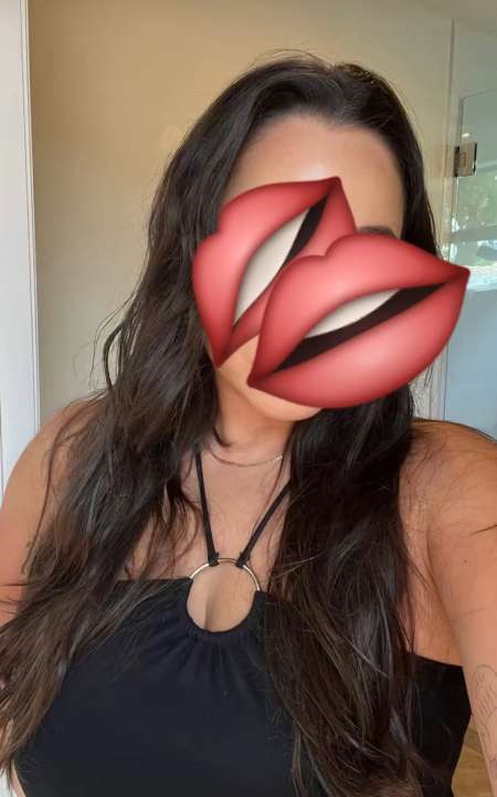 Photo ads/2646000/2646900/a2646900.jpg : Plan Q chaude , discrèt