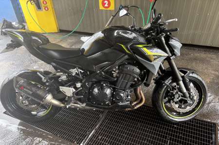 Photo ads/2647000/2647158/a2647158.jpg : Kawazaki Z900 full équiper