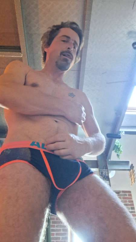 Photo ads/2649000/2649334/a2649334.jpg : Massage 4 mains ....