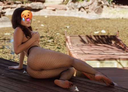 Photo ads/2650000/2650160/a2650160.jpg : Larrisa Carvalho je viens darriver