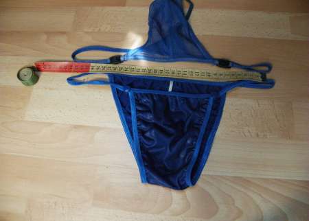 Photo ads/2655000/2655775/a2655775.jpg : string homme XL.matière spandex nylon