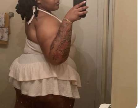 Photo ads/2656000/2656821/a2656821.jpg : Femme douce et volumineuse