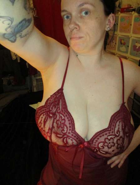 Photo ads/2657000/2657007/a2657007.jpg : lingerie portée,photos de nue,vidéos plaisir solo