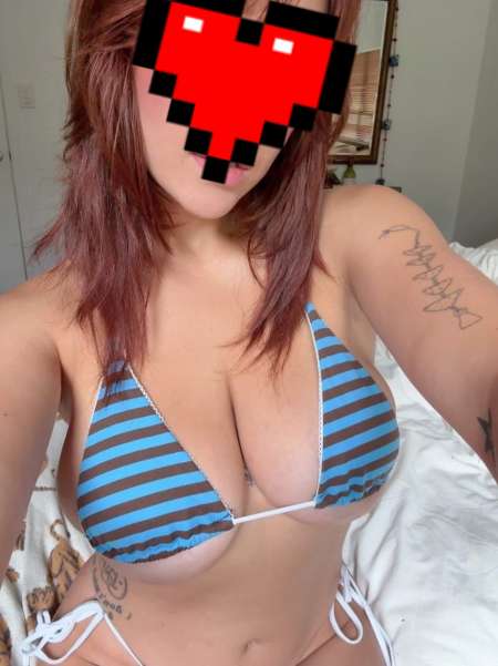 Photo ads/2659000/2659998/a2659998.jpg : Hello je suis disponible actuellement