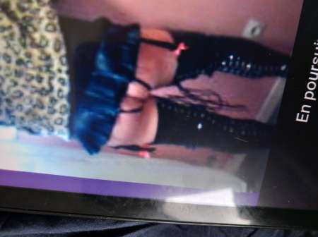 Photo ads/2660000/2660859/a2660859.jpg : Travesti très sexy soumise cherche maitre