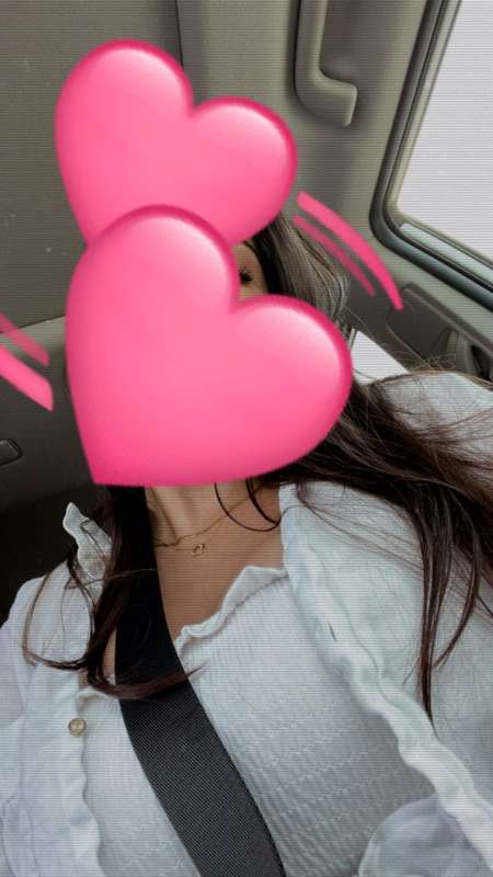 Photo ads/2661000/2661087/a2661087.jpg : Dispo pour les rencontres, je suis sur Clermont